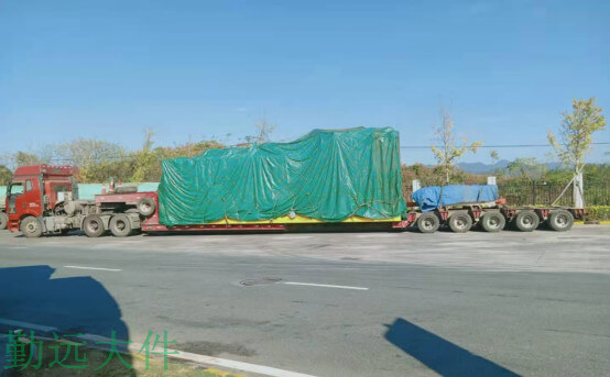 五線十軸挖機拖車圖片